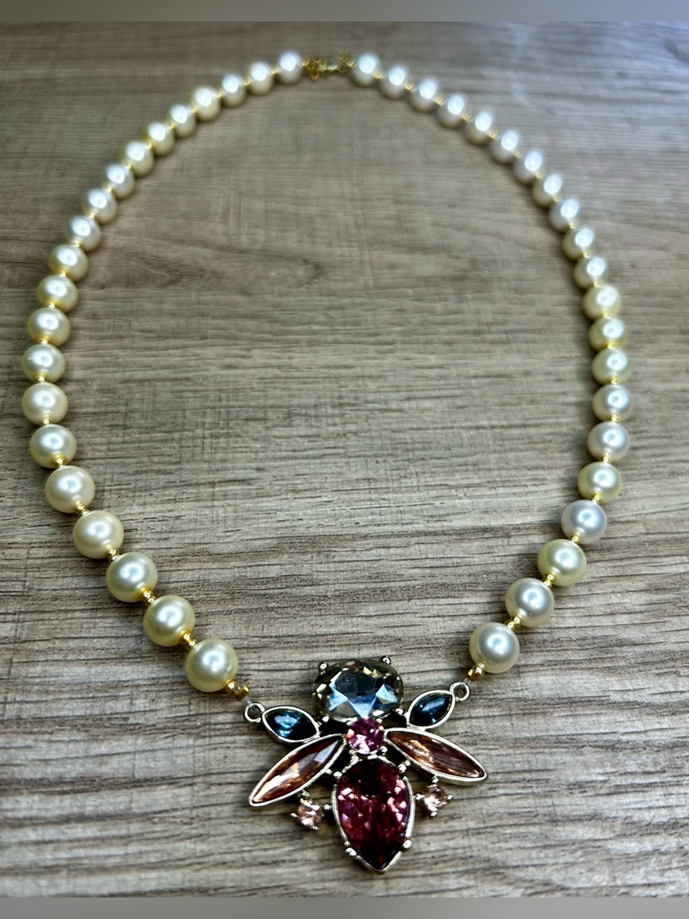 Faux Pearl Necklace with Multicolor Crystal Bee Pendant - Gold Tone Handmade - Picture 2 of 7